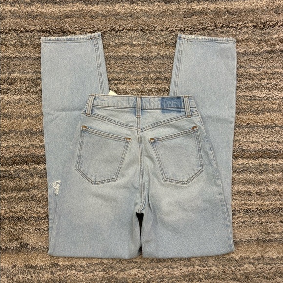 Abercrombie Curve Love Ultra High Rise 90’s Straight Jeans Sz 25L | Abercrombie - Picture 13 of 14